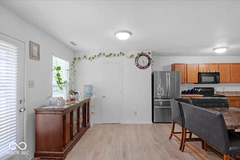 Kitchen at 951 Curlew Lane, Greenwood, IN