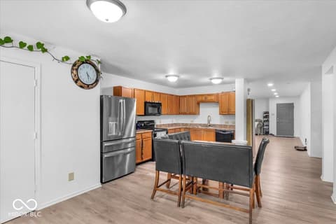 Kitchen at 951 Curlew Lane, Greenwood, IN