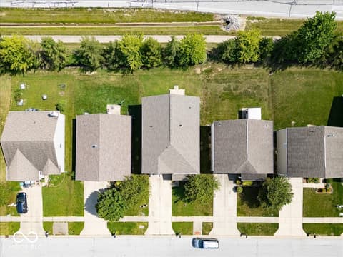 Aerial view at 951 Curlew Lane, Greenwood, IN