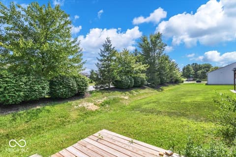Yard at 951 Curlew Lane, Greenwood, IN