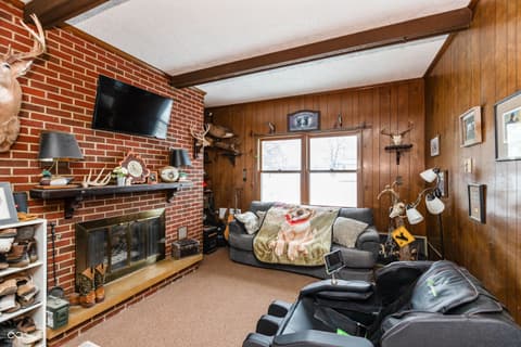 Photo of 5721 S County Road 550 E, Crothersville, IN