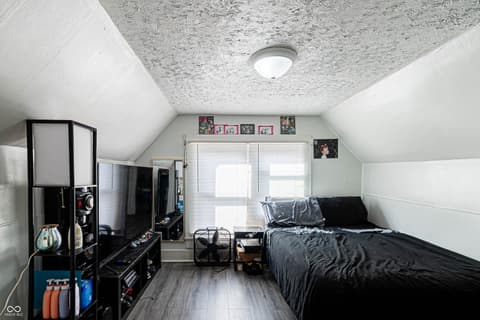 Bedroom at 198 W King Street, Franklin, IN