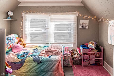 Bonus room at 198 W King Street, Franklin, IN