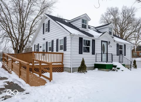 2726 S Main Street