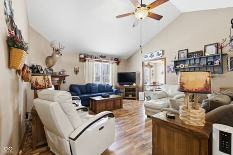 Living room at 344 Patriots Landing, Coatesville, IN