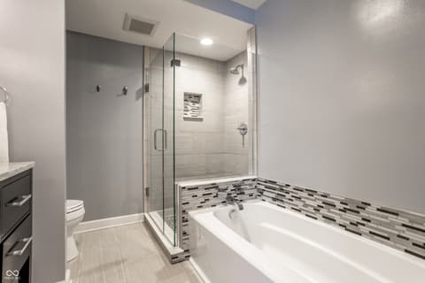 Photo of 6930 Oak Lane, Indianapolis, IN
