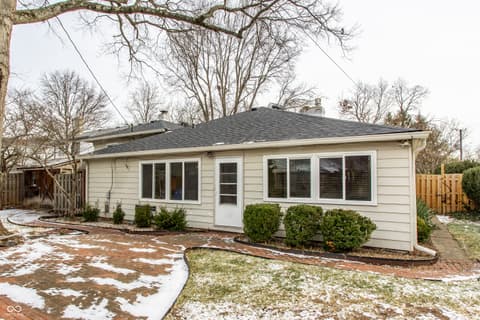 Photo of 6930 Oak Lane, Indianapolis, IN