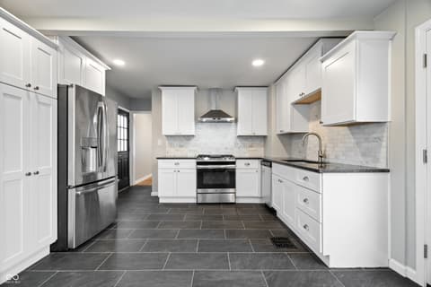 Photo of 306 N 18th Avenue, Beech Grove, IN