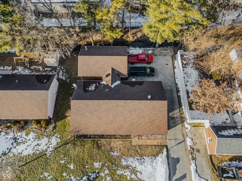 Aerial view at 708 Pine Tree Court, Seymour, IN
