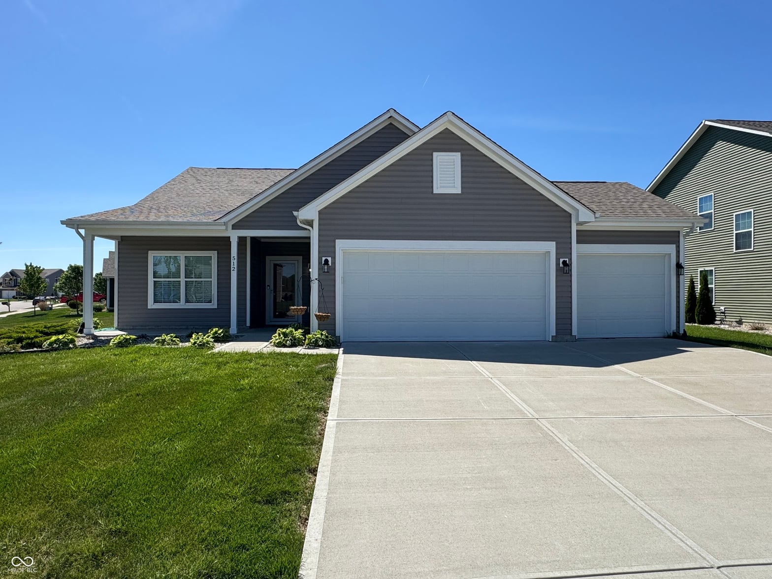 Photo of 512 Montezuma Express Drive, Greenfield, IN