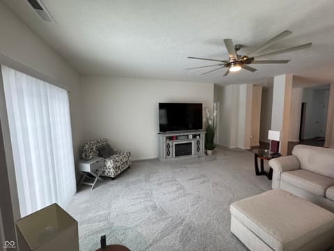 Photo of 512 Montezuma Express Drive, Greenfield, IN