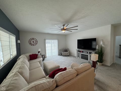 Photo of 512 Montezuma Express Drive, Greenfield, IN