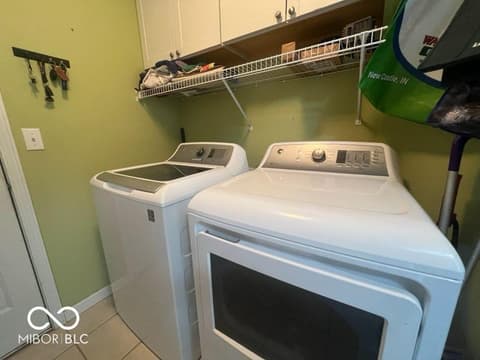 Laundry room at 9512 W Thurston Court, Yorktown, IN