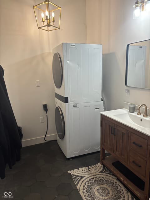 Laundry room at 1342 E Minnesota Street, Indianapolis, IN