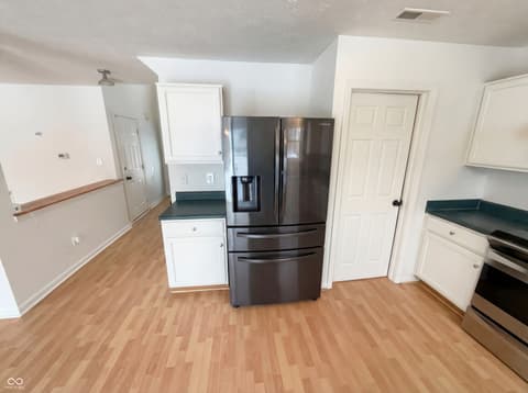 Photo of 3211 Waterloo Circle, Indianapolis, IN