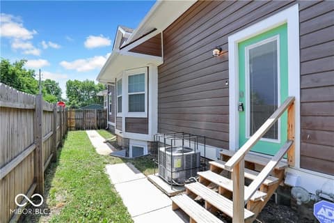 Photo of 320 W 29th Street, Indianapolis, IN