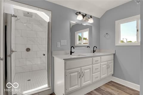 Photo of 320 W 29th Street, Indianapolis, IN
