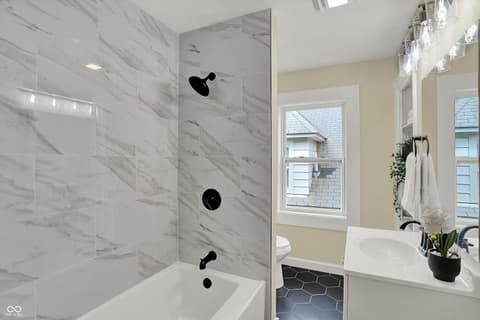 Photo of 2165 N Harding Street, Indianapolis, IN