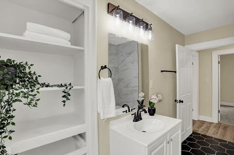Photo of 2165 N Harding Street, Indianapolis, IN