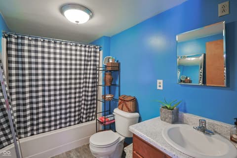 Photo of 447 Hoover Drive