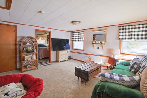 Photo of 447 Hoover Drive