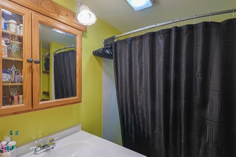 Photo of 447 Hoover Drive