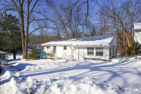 Photo of 447 Hoover Drive