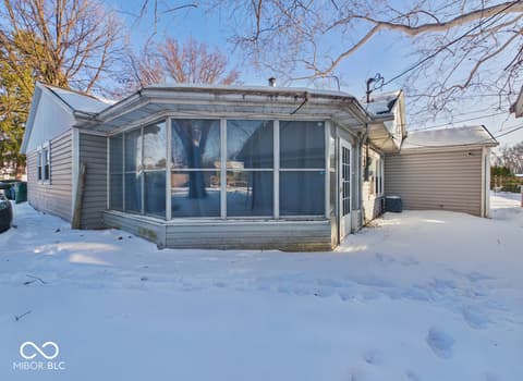 Photo of 201 N Greenbriar Road, Muncie, IN