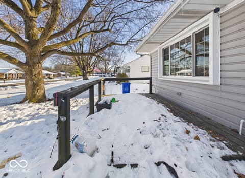 Photo of 201 N Greenbriar Road, Muncie, IN