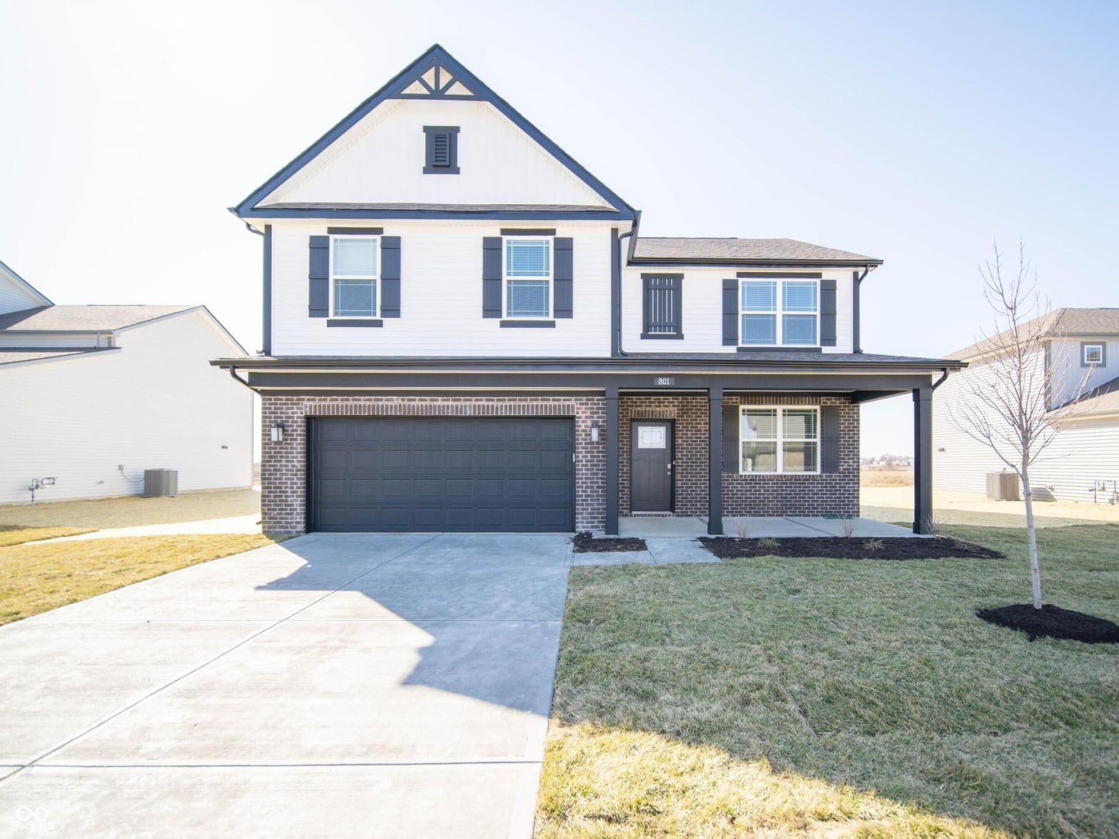 Photo of 801 Blaine Drive, Whiteland, IN