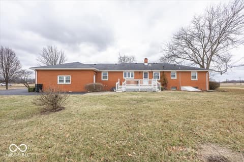 Photo of 7838 W US Highway 52, New Palestine, IN