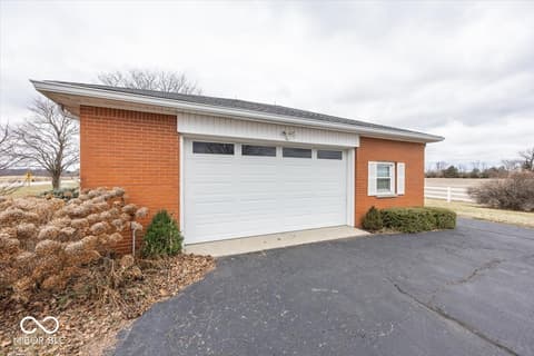 Photo of 7838 W US Highway 52, New Palestine, IN