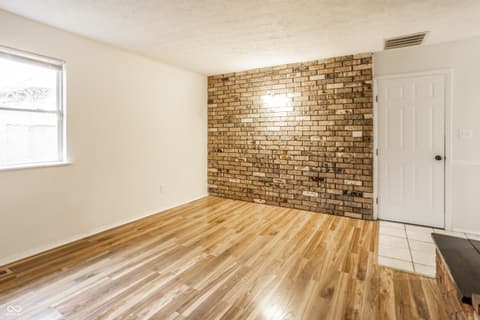 Family room at 3848 Richelieu Road, Indianapolis, IN