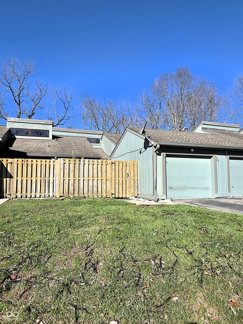 Photo of 148 Sugarwood Lane, Avon, IN