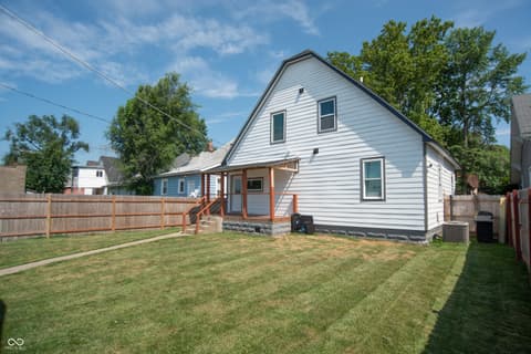Photo of 2227 Sycamore Street, Terre Haute, IN