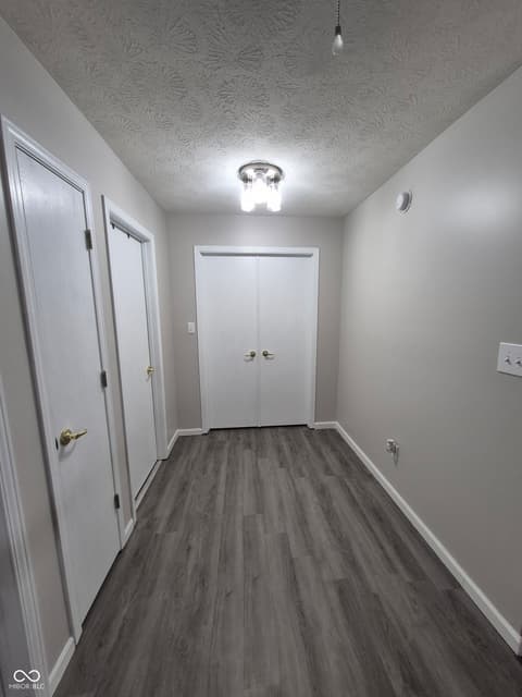 Foyer at 925 Mallory Parkway, Franklin, IN