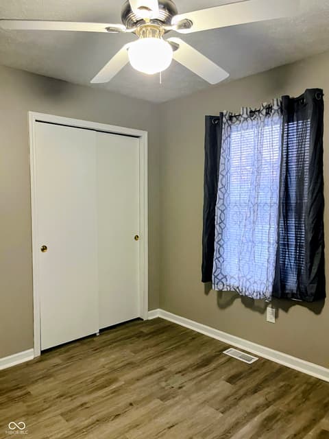 Bedroom at 925 Mallory Parkway, Franklin, IN
