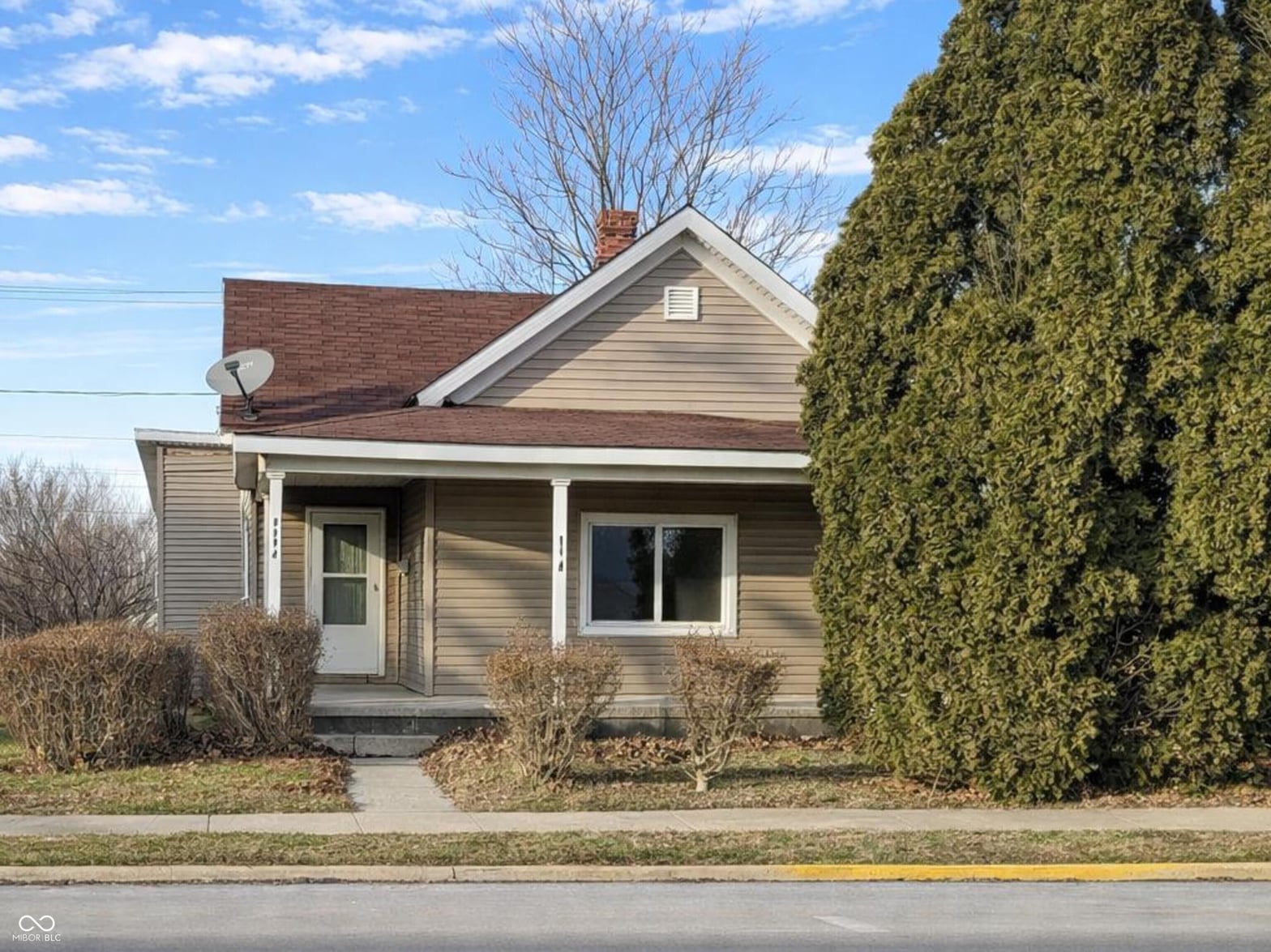 Front exterior at 1114 E Jackson Street, Muncie, IN