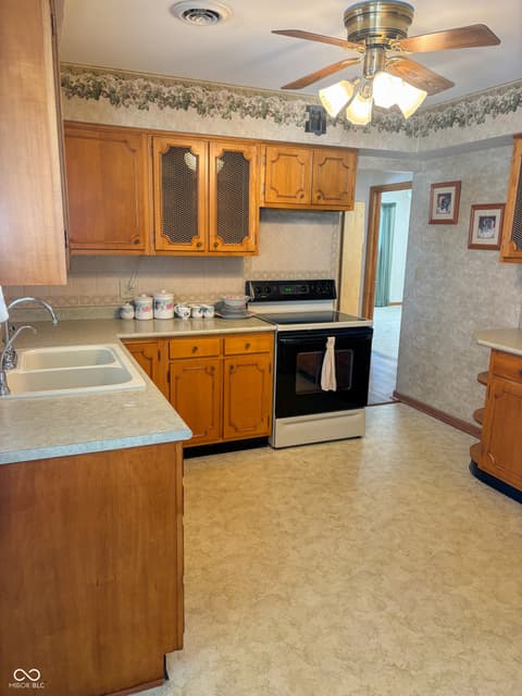 Photo of 2696 S County Road 180 E, Greensburg, IN