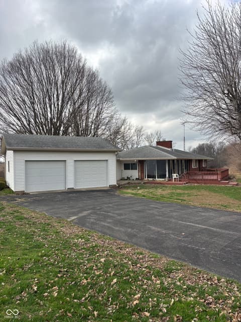 Photo of 2696 S County Road 180 E, Greensburg, IN