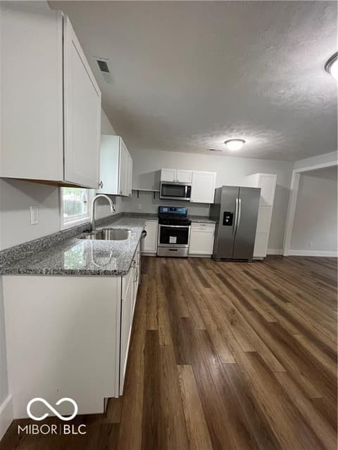 Photo of 307 E Wall Street, Advance, IN