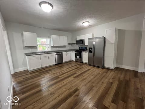 Photo of 307 E Wall Street, Advance, IN