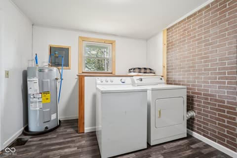 Laundry room at 170 E Elm Street, Morgantown, IN
