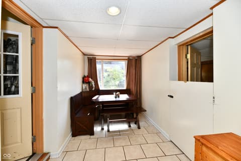 Dining room at 4020 S Lynhurst Drive, Indianapolis, IN