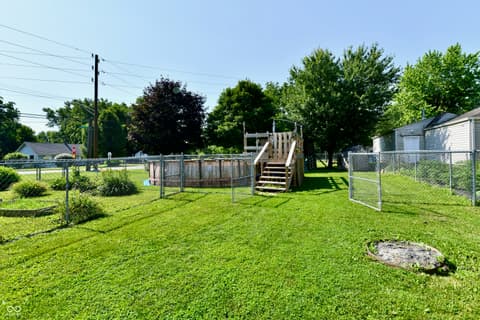Yard at 4020 S Lynhurst Drive, Indianapolis, IN
