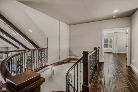 Photo of 1023 Westview Point Drive, Columbus, IN