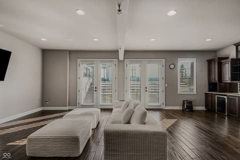Photo of 1023 Westview Point Drive, Columbus, IN