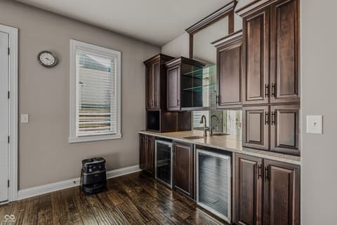 Photo of 1023 Westview Point Drive, Columbus, IN