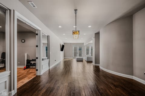 Photo of 1023 Westview Point Drive, Columbus, IN