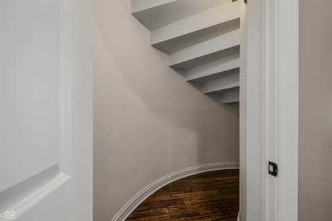 Photo of 1023 Westview Point Drive, Columbus, IN